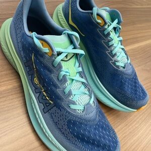 Hoka One One Men’s Mach 6 men’s size 11.5D Teal Blue Athletic Shoes